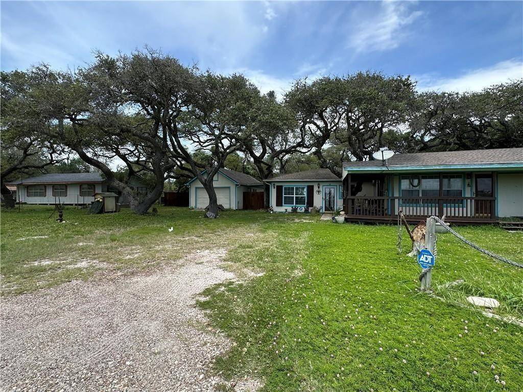 Rockport, TX 78382,112 Estes Private