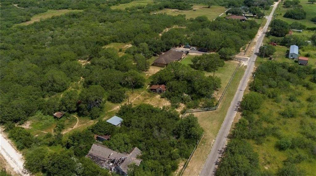Premont, TX 78375,811 County Road 427