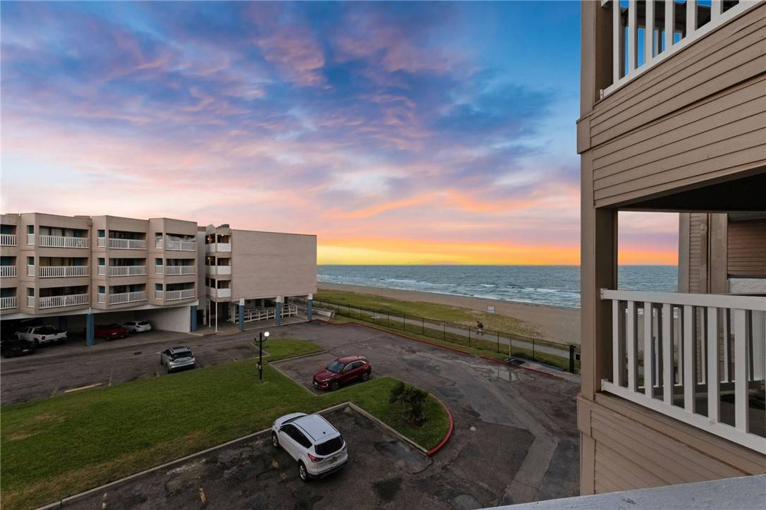Corpus Christi, TX 78402,3938 Surfside BLVD #1209