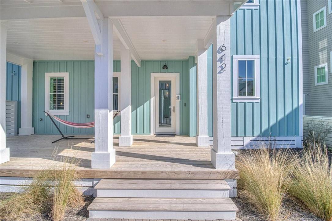 Port Aransas, TX 78373,642 Kings Crown