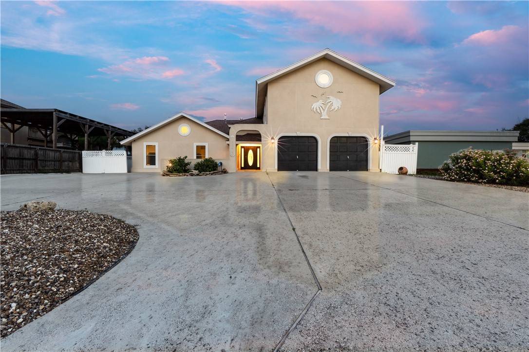 Corpus Christi, TX 78418,14306 Emerald ST