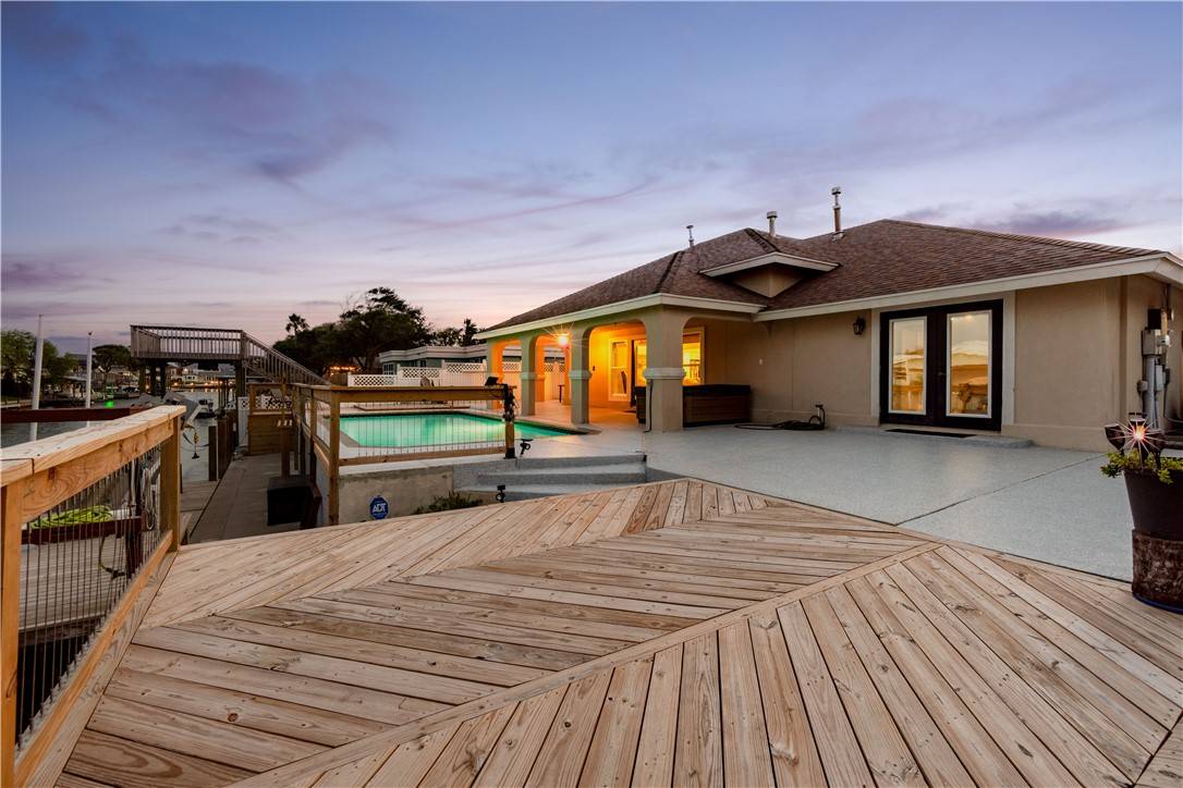 Corpus Christi, TX 78418,14306 Emerald ST