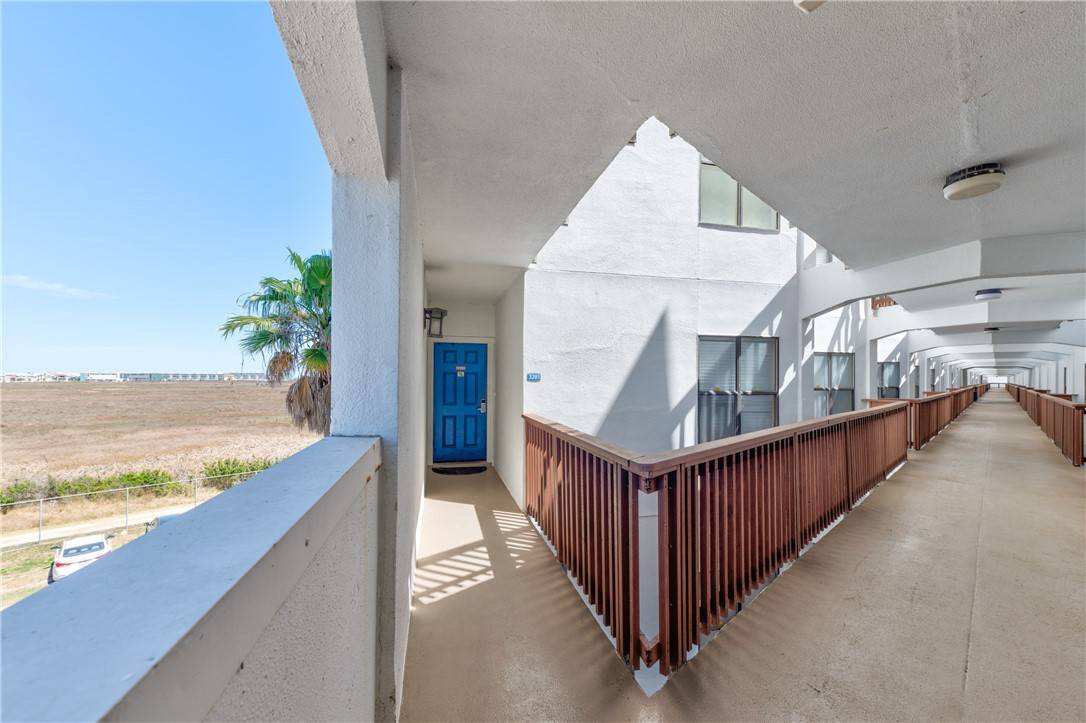 Port Aransas, TX 78373,6317 State Highway 361 #3201
