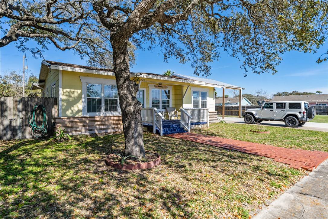 Aransas Pass, TX 78336,220 S Houston ST
