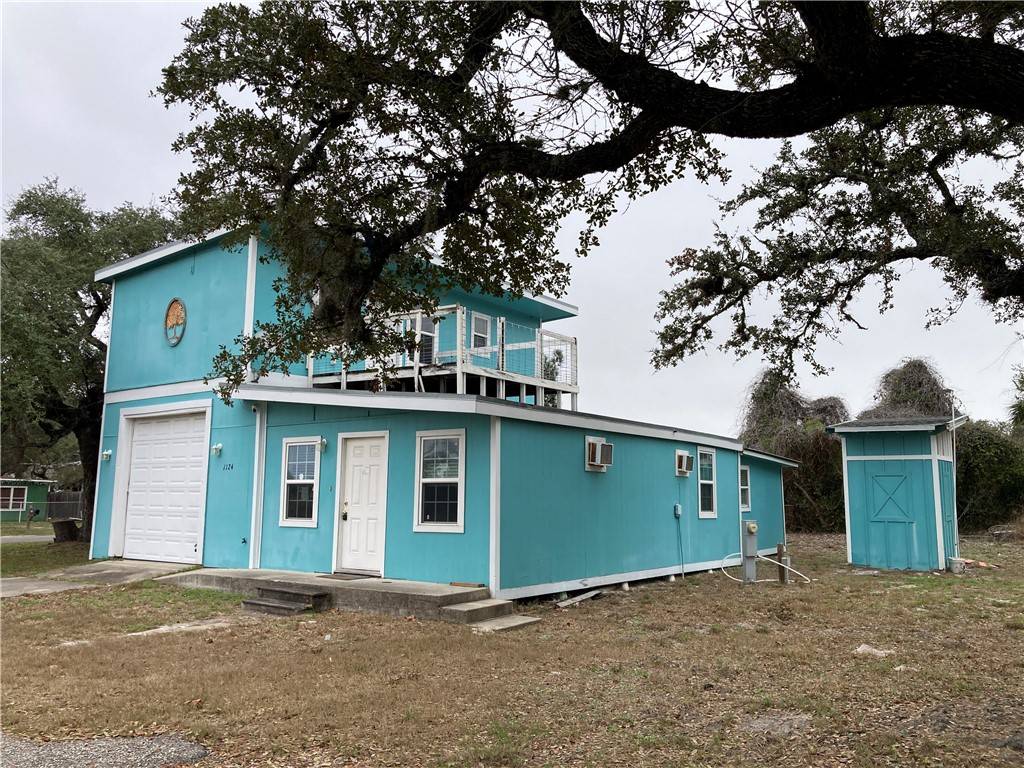 Rockport, TX 78382,1124 N Pearl ST