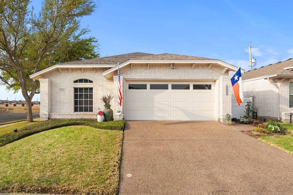 Corpus Christi, TX 78414,5817 Commonwealth DR
