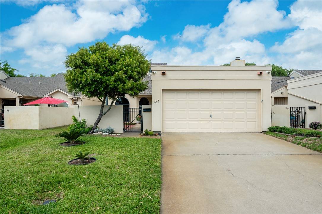 Rockport, TX 78382,137 Santa Fe DR