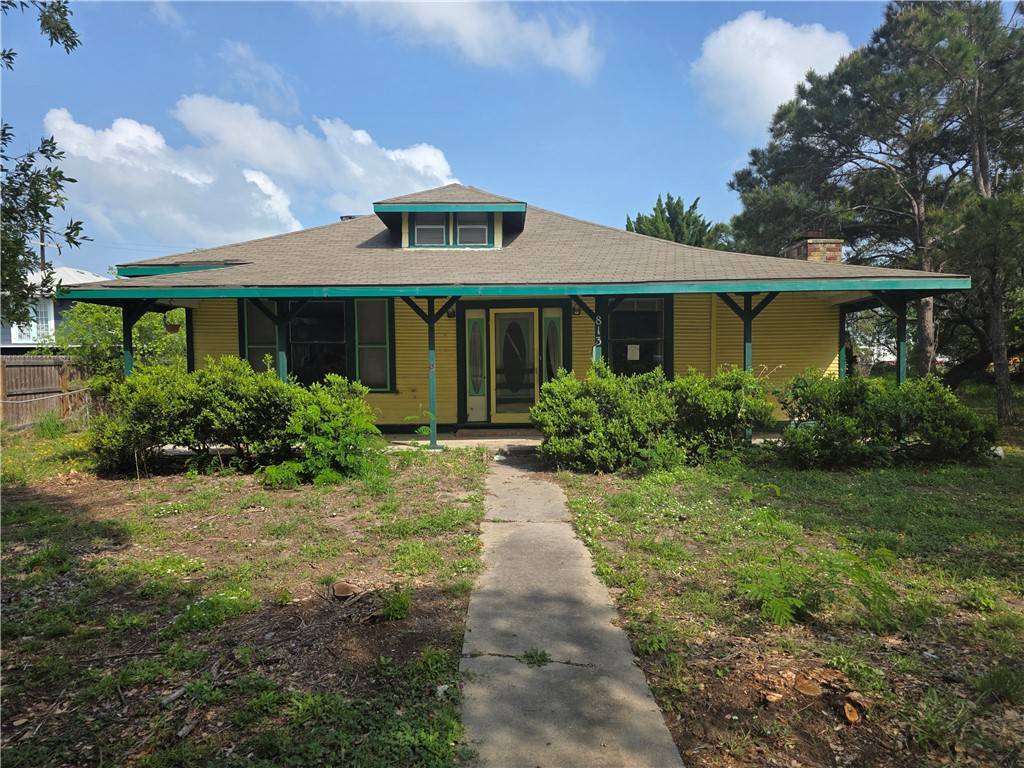 Aransas Pass, TX 78336,813 South Houston Street