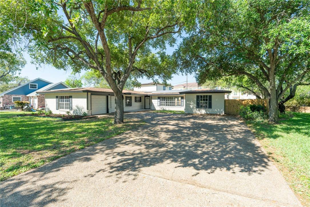 Kingsville, TX 78363,515 Seale AVE