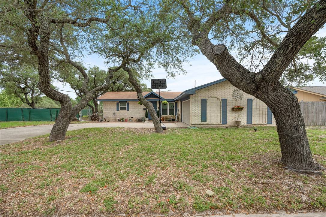 Aransas Pass, TX 78336,1307 W Palm DR