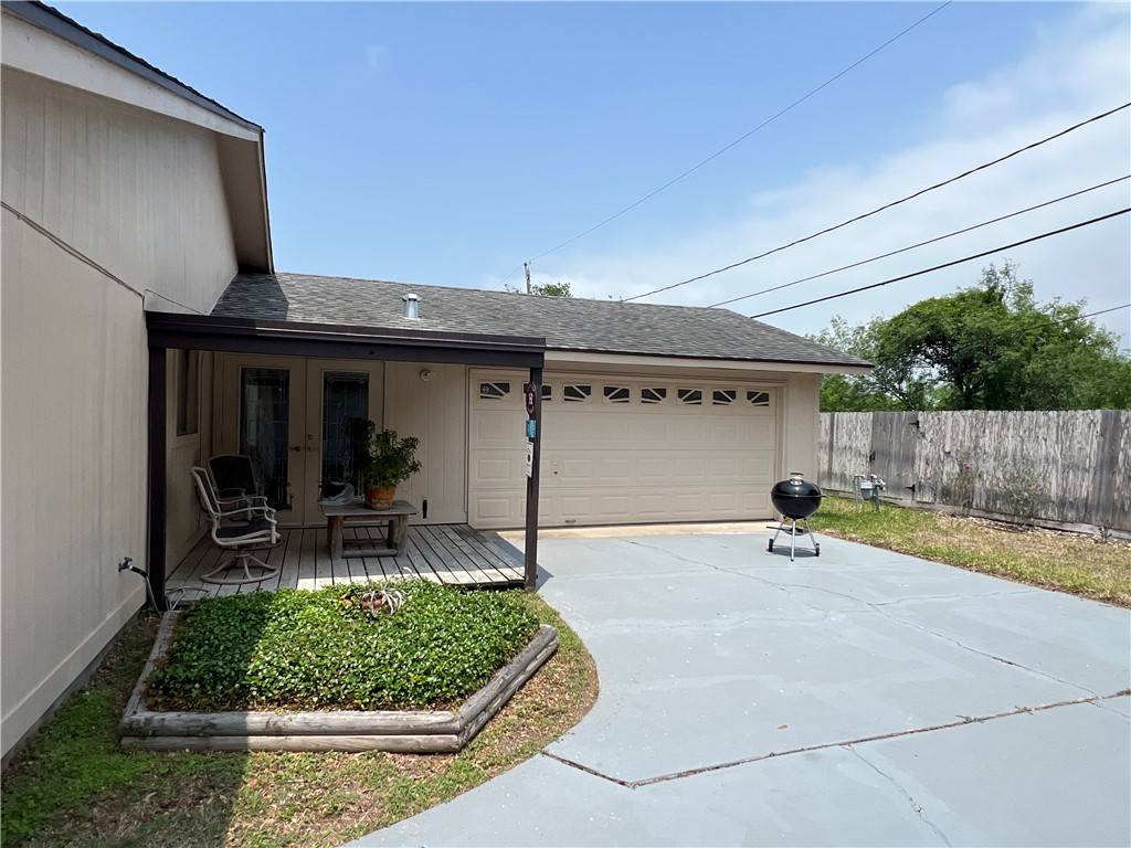 Corpus Christi, TX 78412,2042 Silver Sands DR