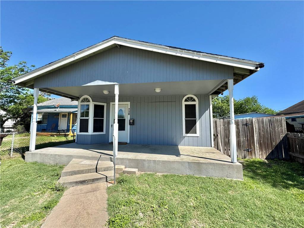 Kingsville, TX 78363,710 E C AVE