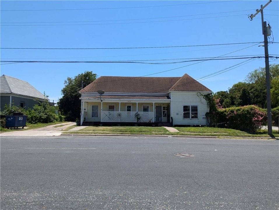 Corpus Christi, TX 78401,1419 Laredo ST
