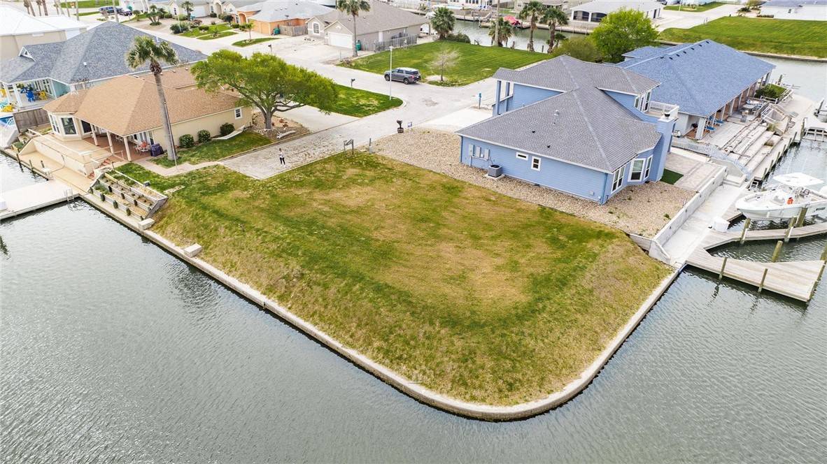 Aransas Pass, TX 78336,110 DOLPHIN CT