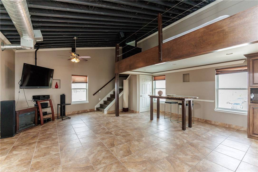 Corpus Christi, TX 78418,14633 S Padre Island Dr #107