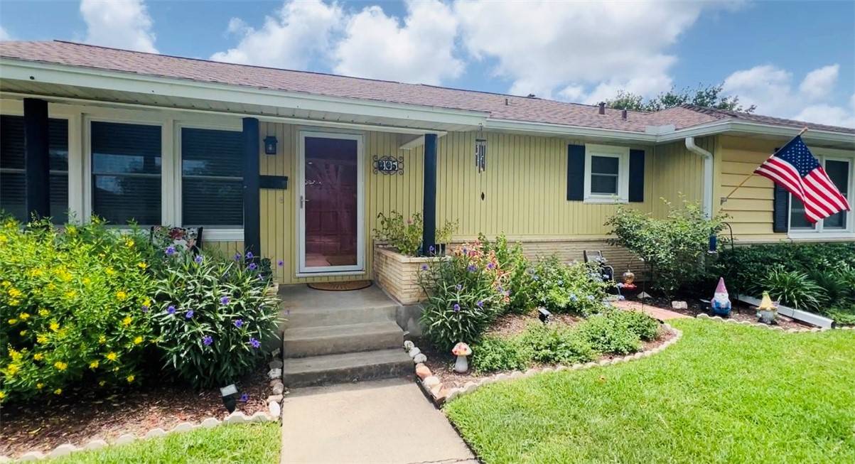 Corpus Christi, TX 78412,305 Circle DR