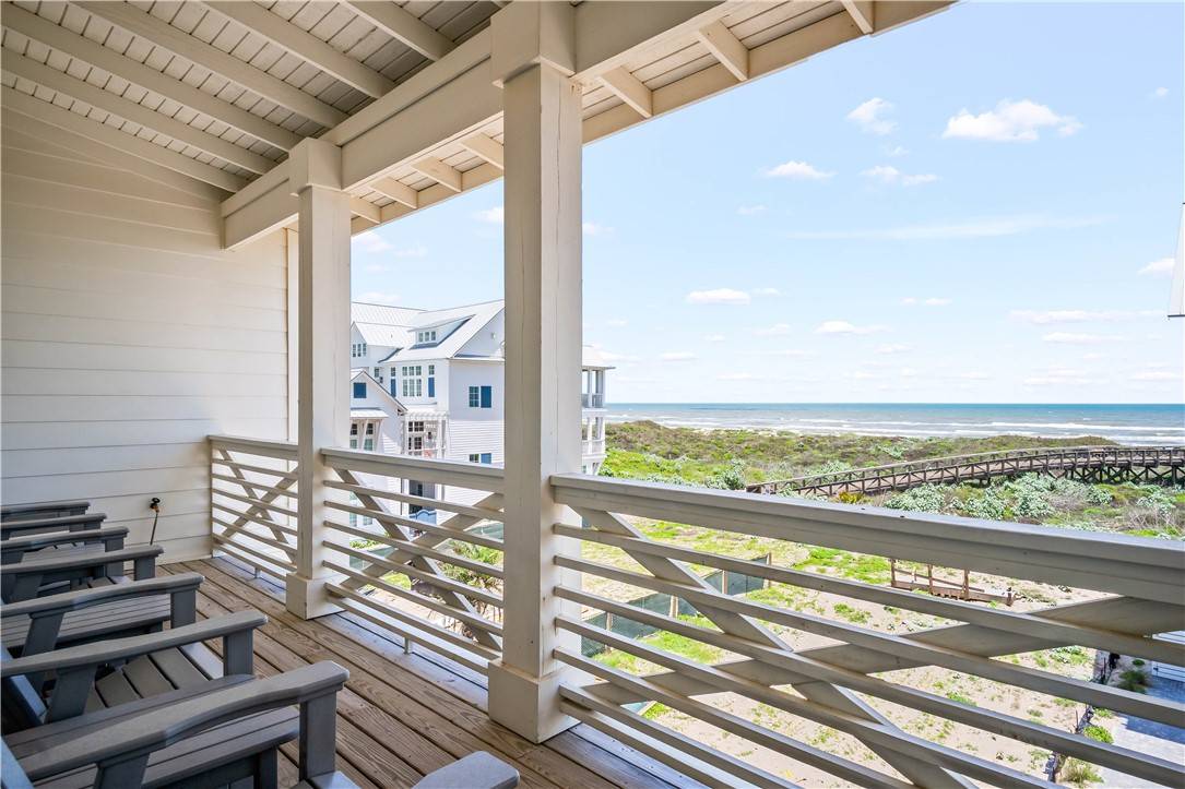 Port Aransas, TX 78373,328 Coastline DR