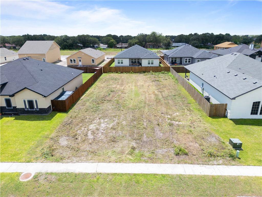 Odem, TX TX 78370,106 MEADOWBROOK