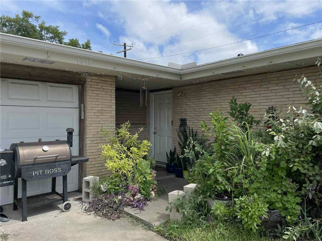 Corpus Christi, TX 78412,1318 Meadowlane DR