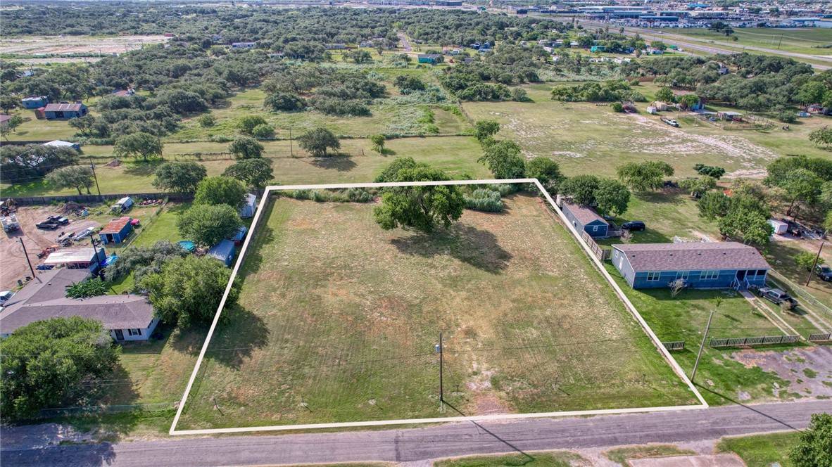 Aransas Pass, TX 78336,213 Mesquite Cir