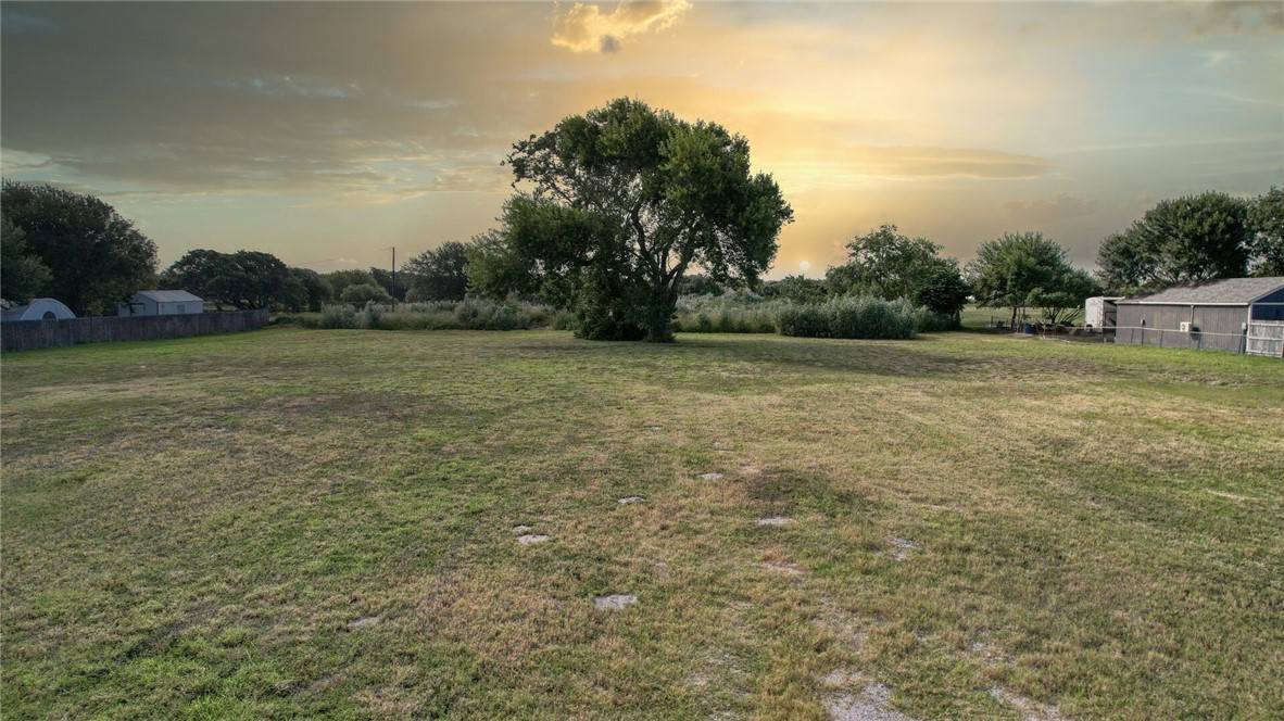 Aransas Pass, TX 78336,213 Mesquite Cir