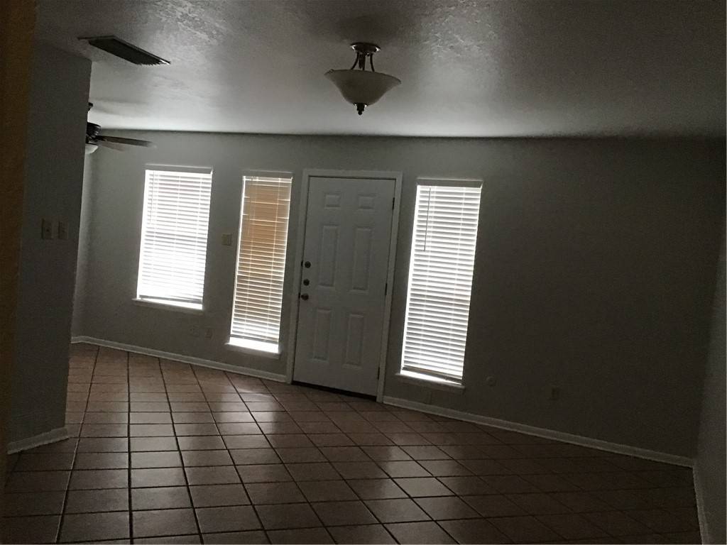 Corpus Christi, TX 78413,5031 Meandering