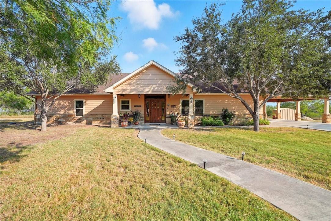 George West, TX 78022,130 County Road 102