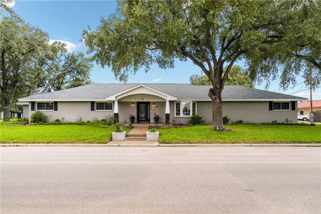 Kingsville, TX 78363,615 N University BLVD