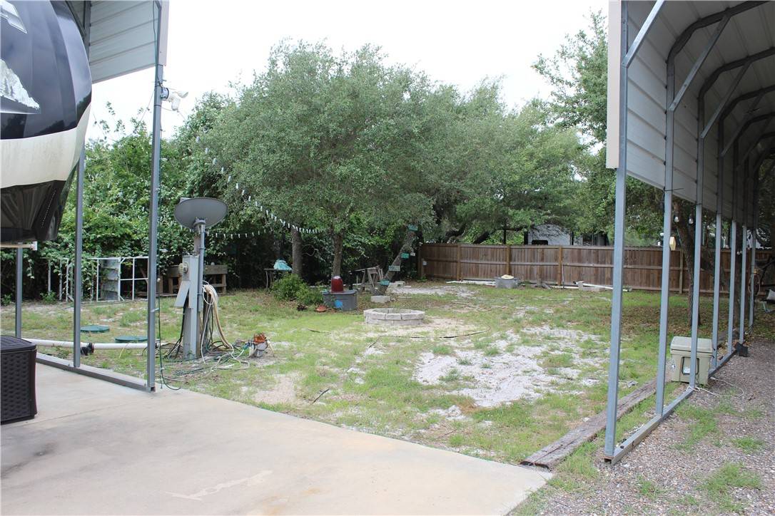 Rockport, TX 78382,703 N Verne ST