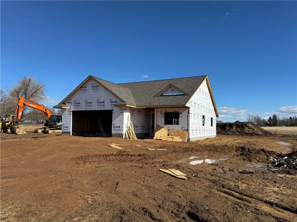 New Auburn, WI 54757,626 S East ST