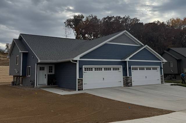 Eau Claire, WI 54701,4971 Woodland Park DR