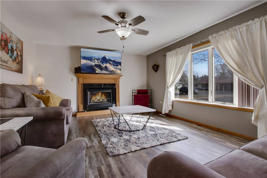 Chippewa Falls, WI 54729,5568 166th ST