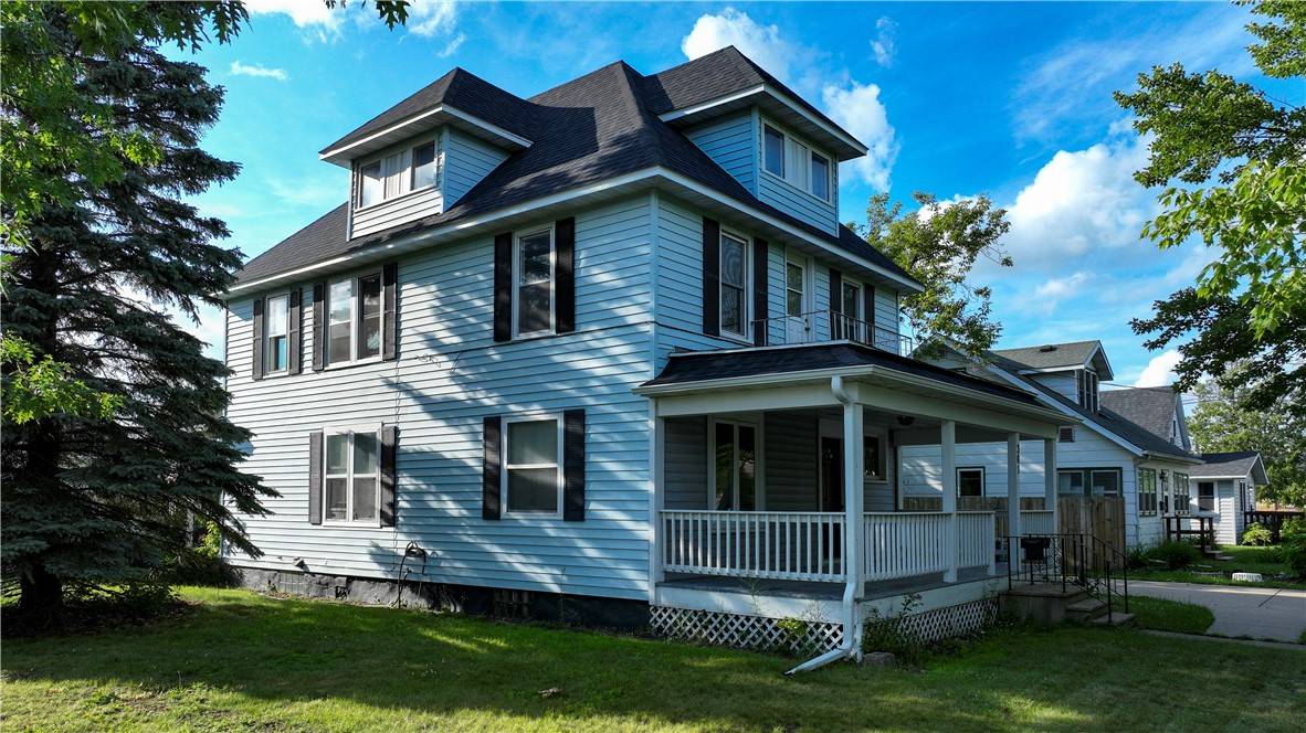 Spooner, WI 54801,301 N Summit ST
