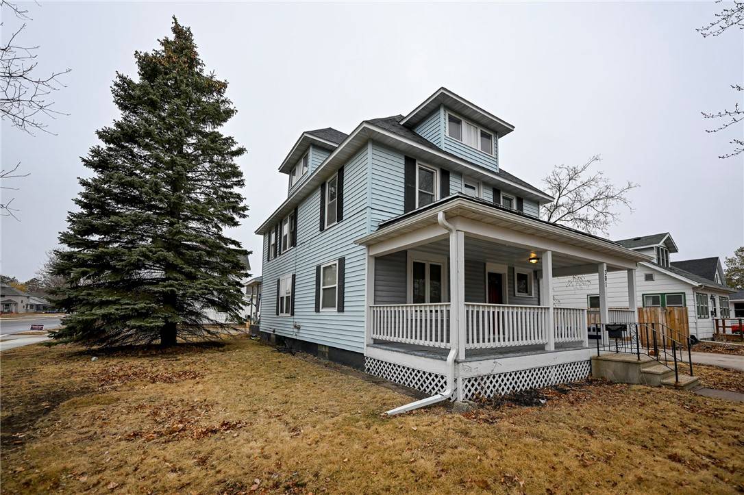 Spooner, WI 54801,301 N Summit ST