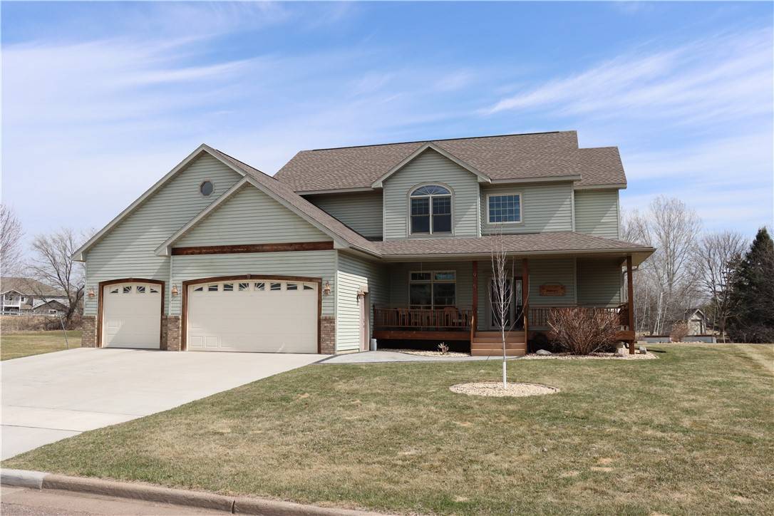 Chippewa Falls, WI 54729,925 Bluff View CIR