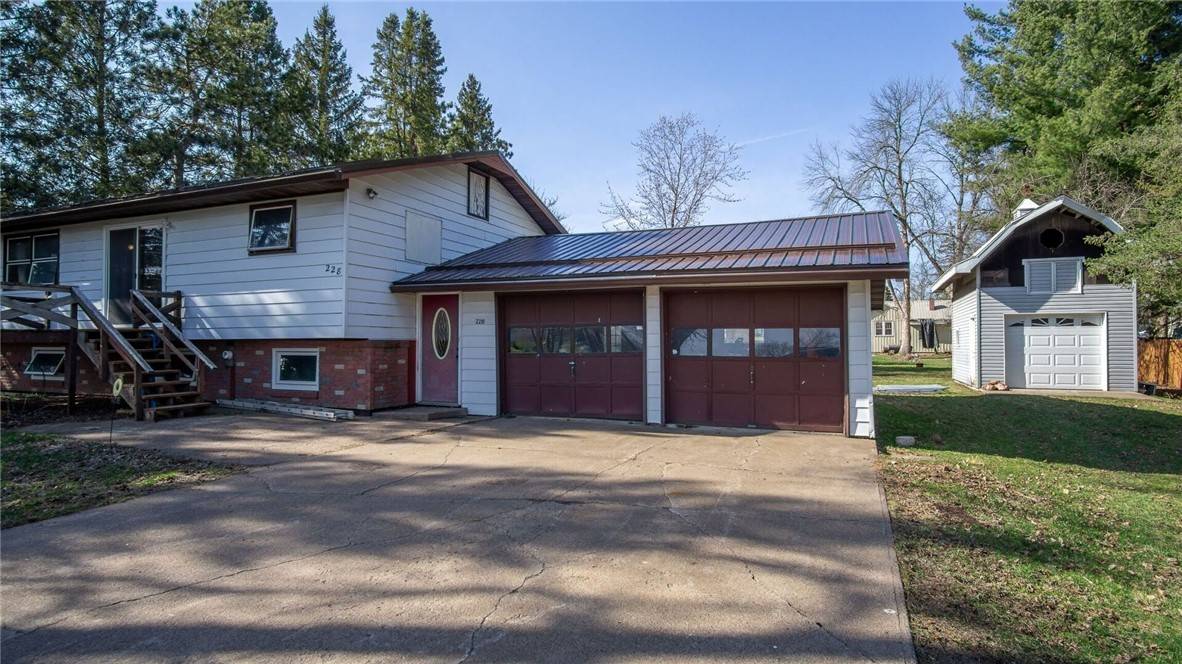 New Auburn, WI 54757,228 W Dell ST