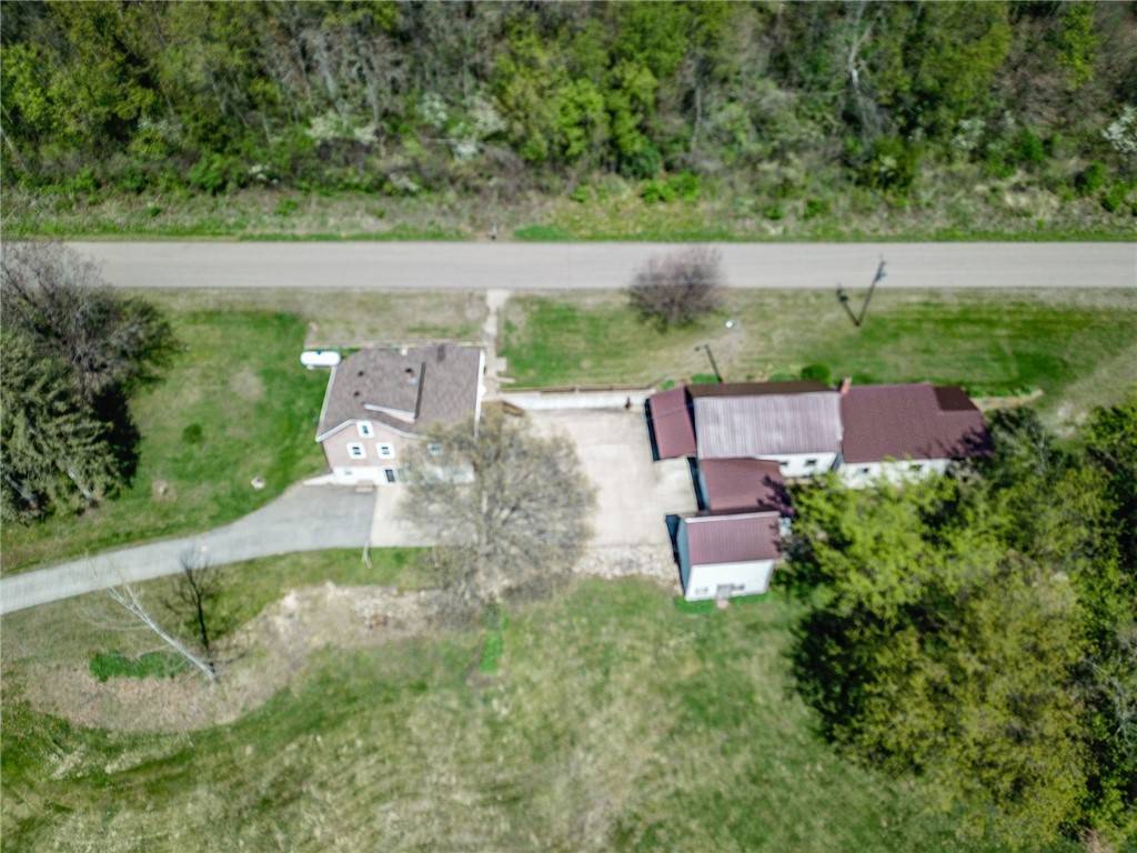Alma, WI 54610,S2232 State Road 35 HWY