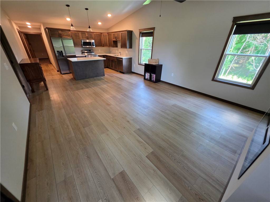 Chippewa Falls, WI 54729,520 1st AVE #9