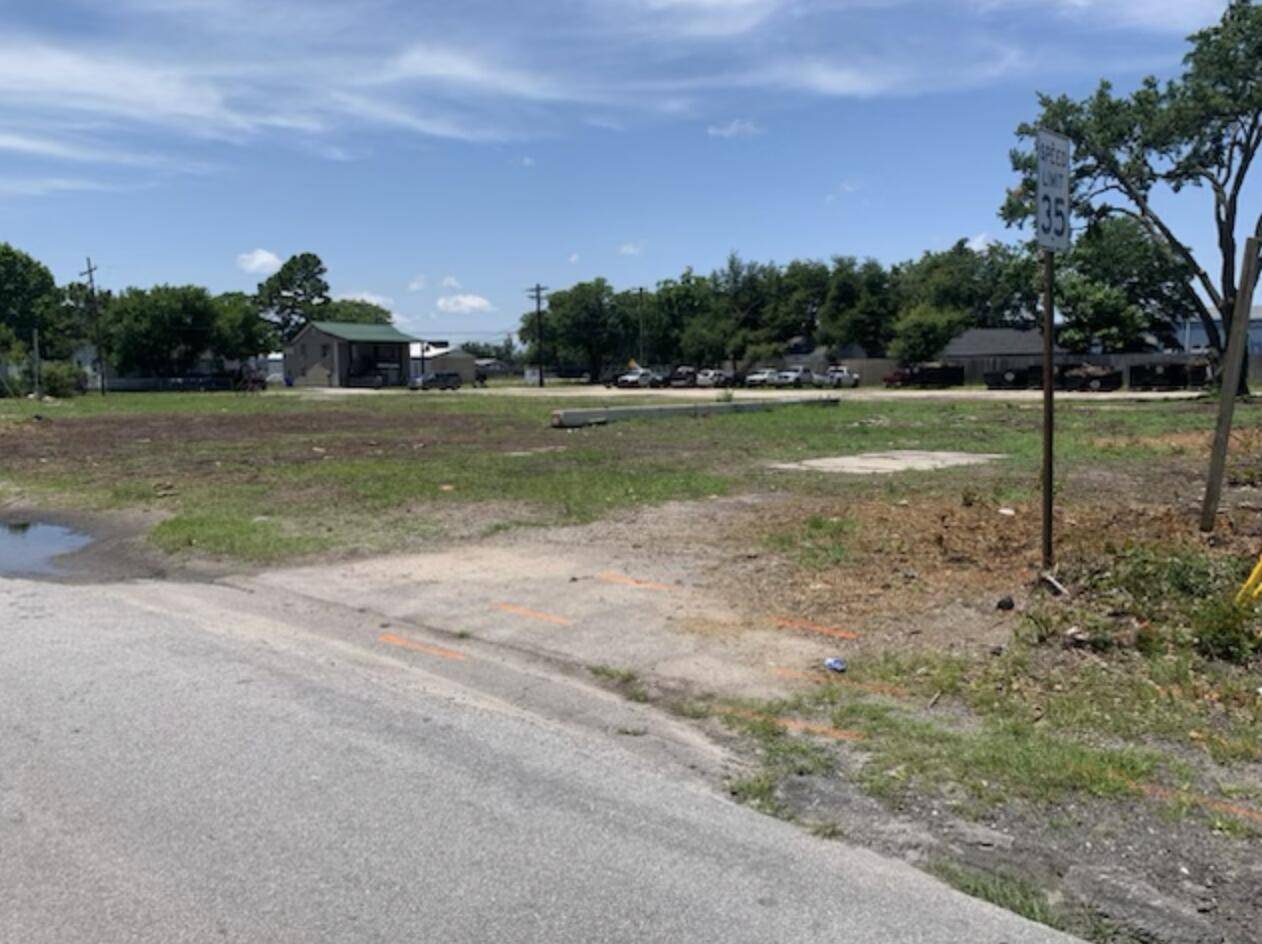 North Charleston, SC 29406,5515 Rivers Avenue AVE