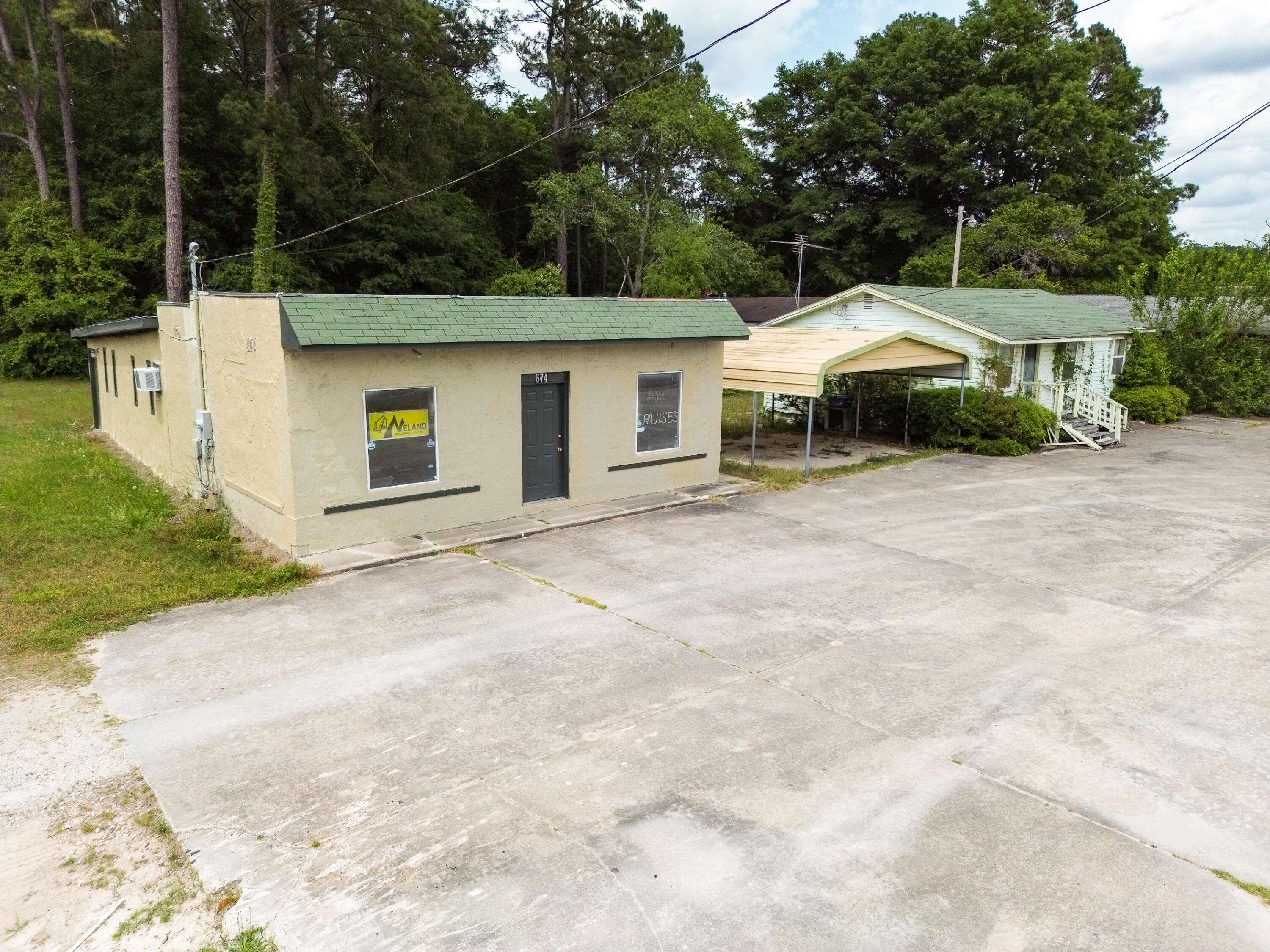 Walterboro, SC 29488,674 Sniders HWY