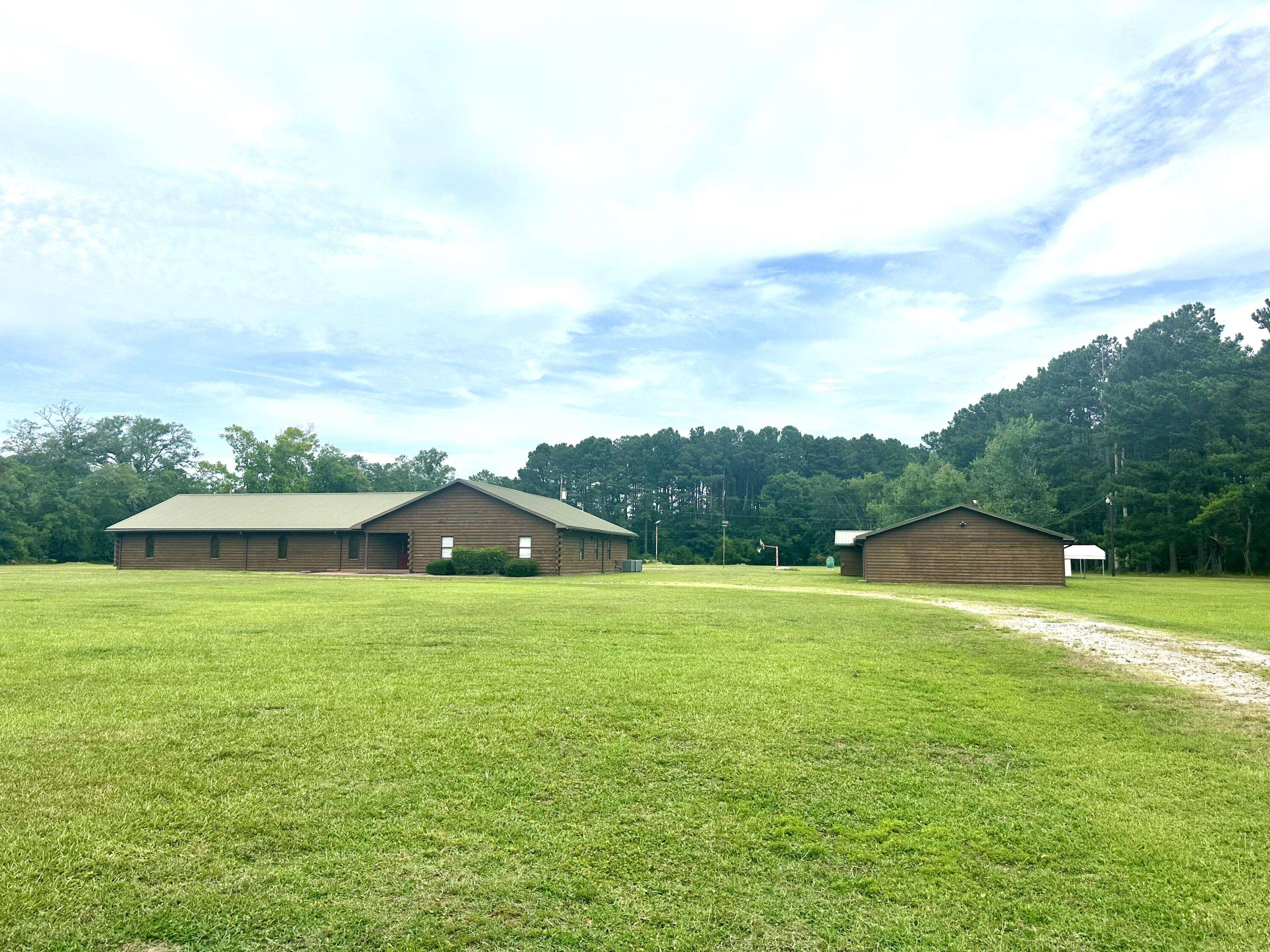 Walterboro, SC 29488,1705 Barracada RD