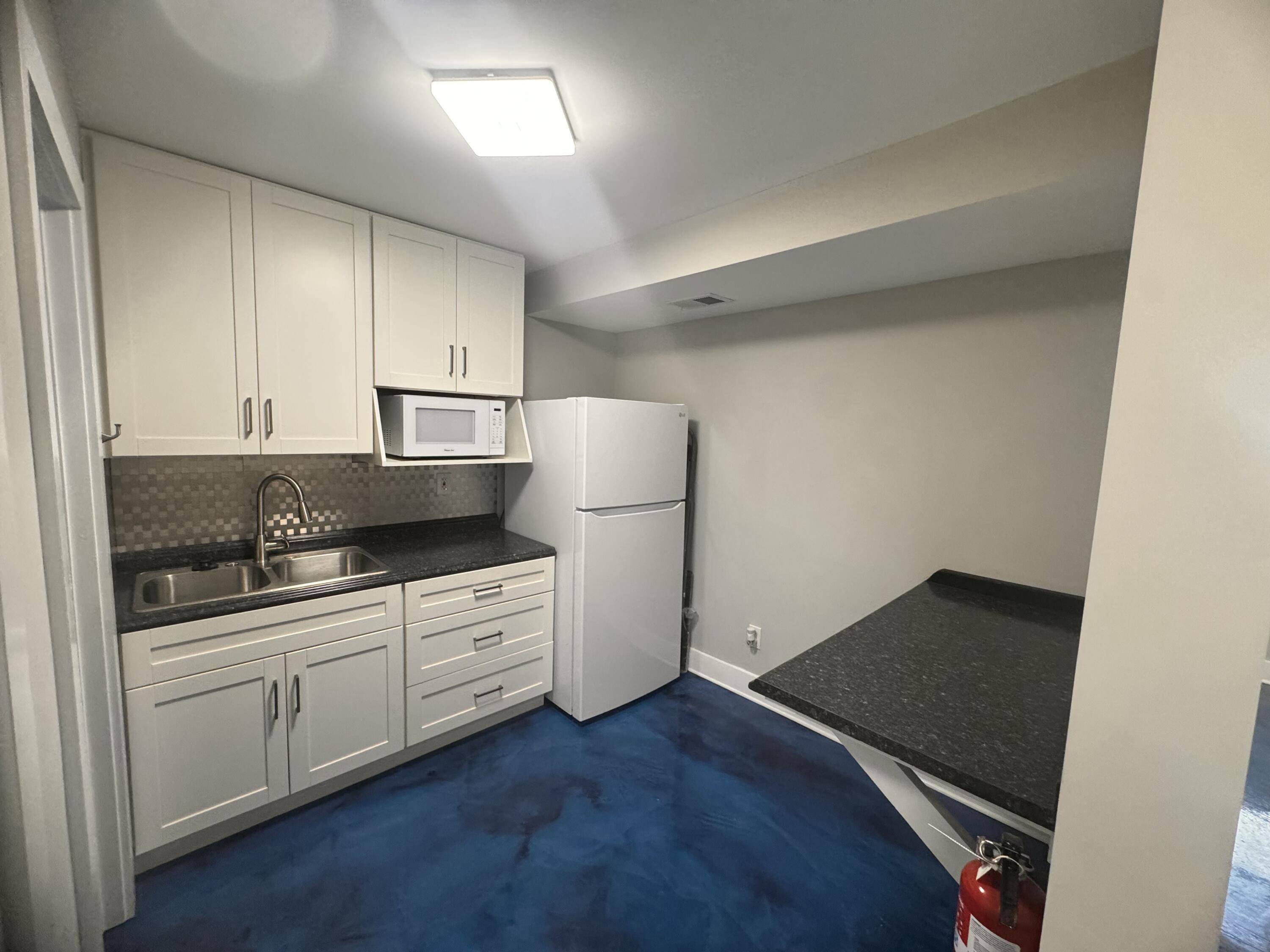 North Charleston, SC 29406,1611 Remount RD