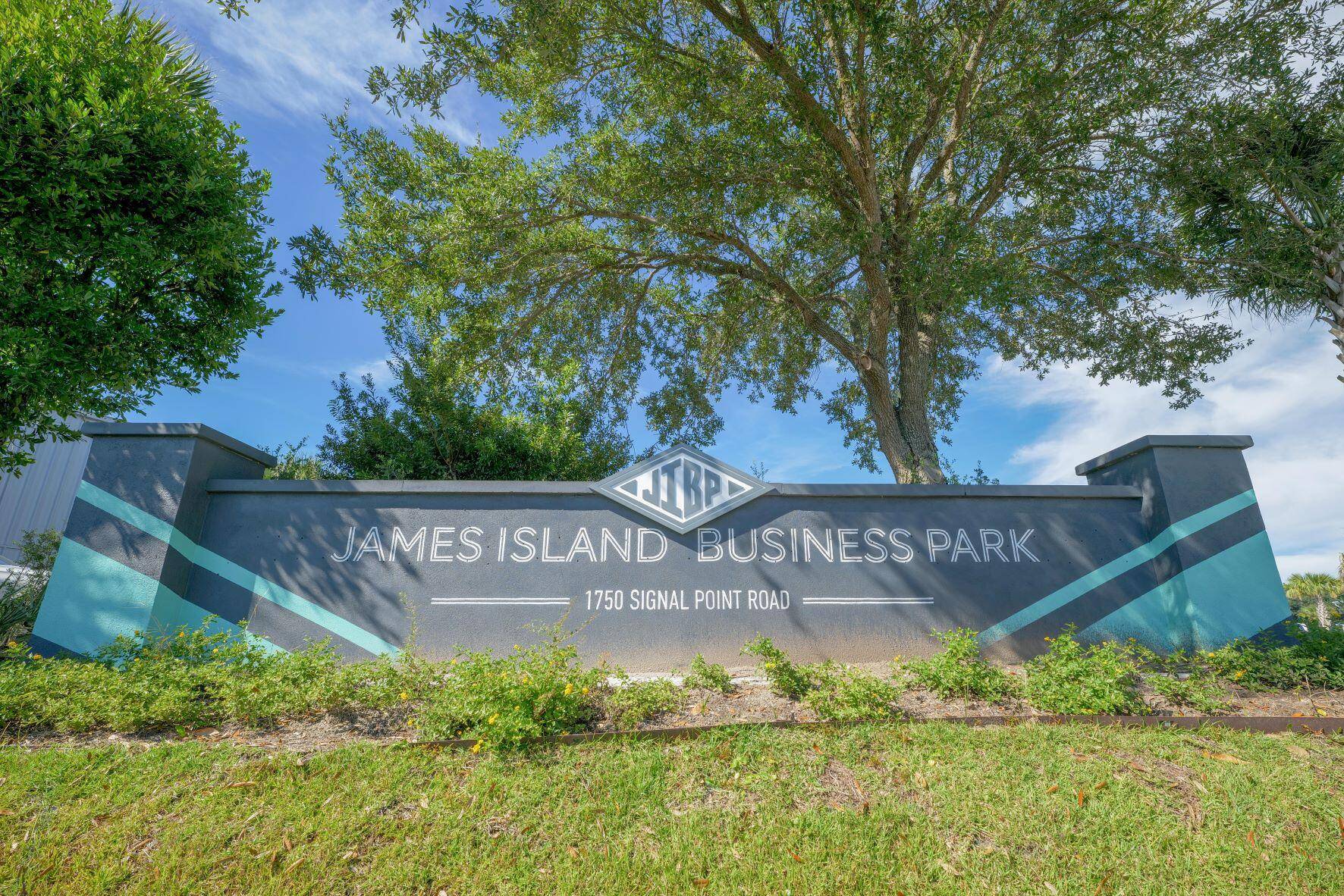 James Island, SC 29412,1750 Signal Point RD
