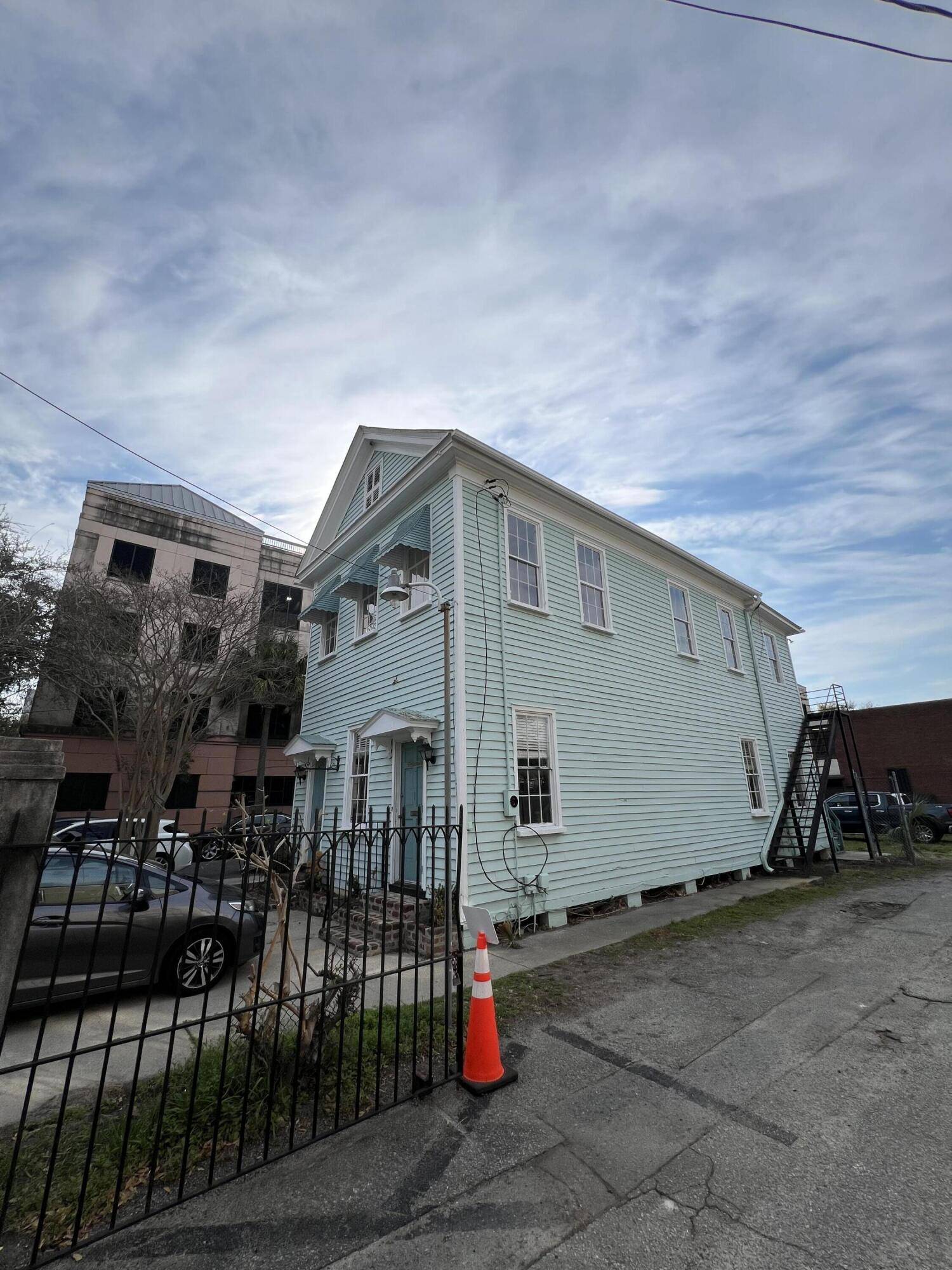 Charleston, SC 29401,101 Queen ST