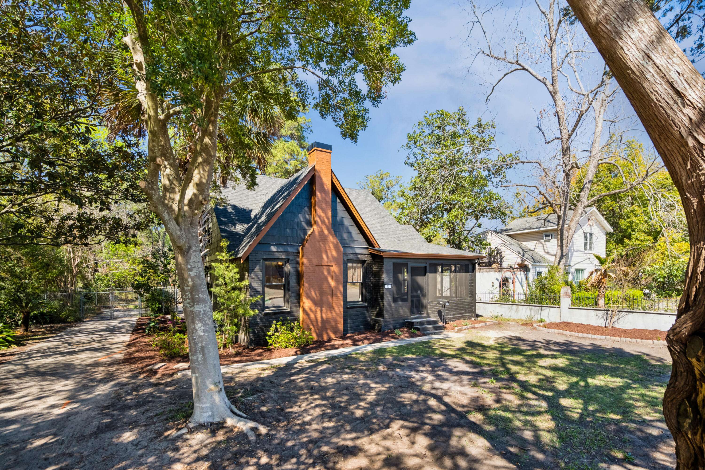 North Charleston, SC 29406,1456 Remount RD