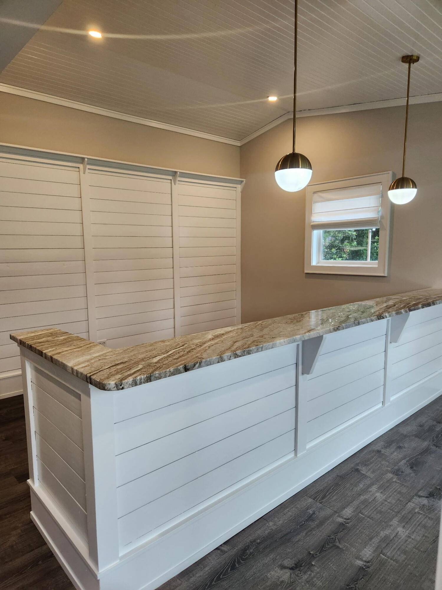 Summerville, SC 29483,314 W 4th North ST