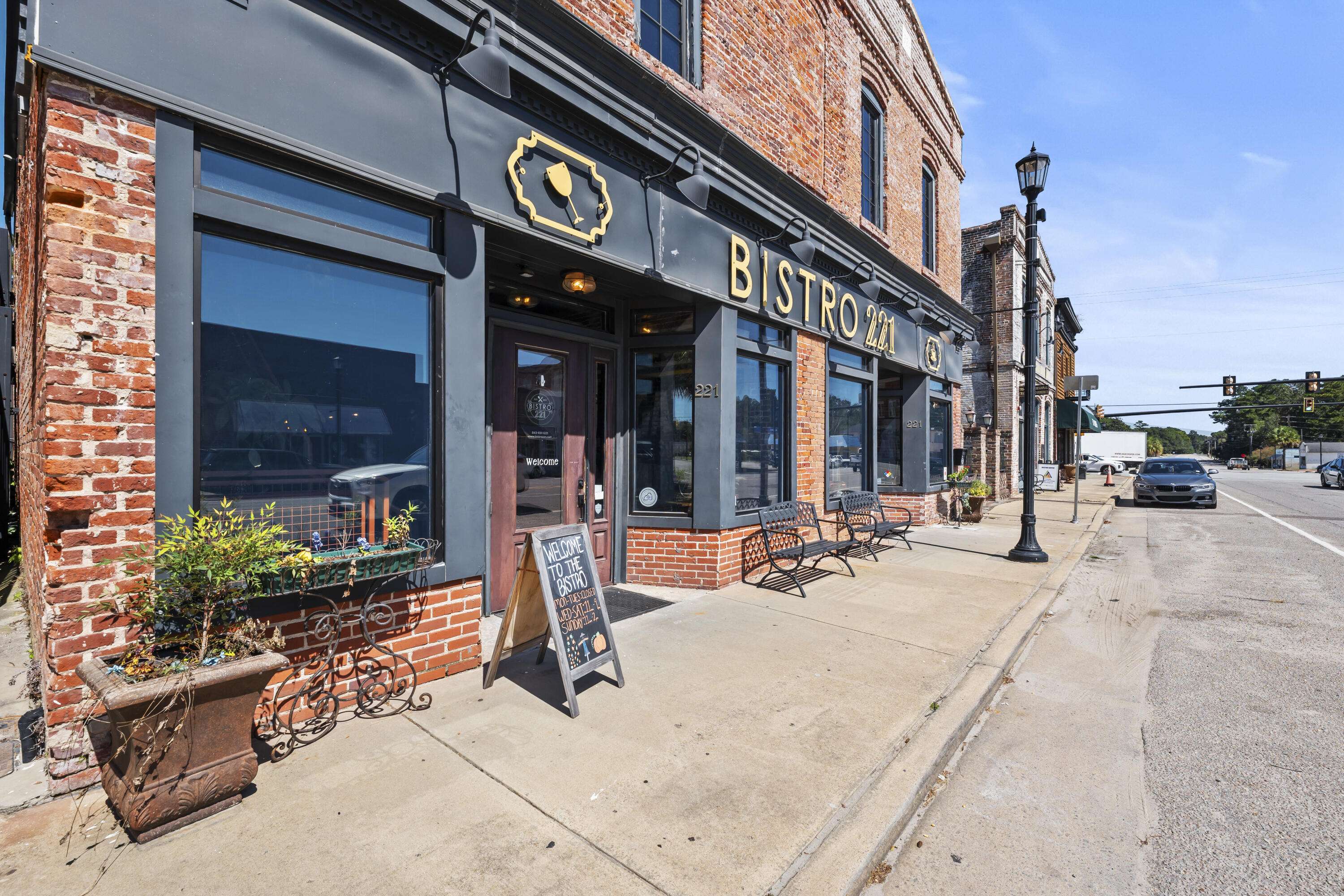 Saint George, SC 29477,221 N Parler AVE