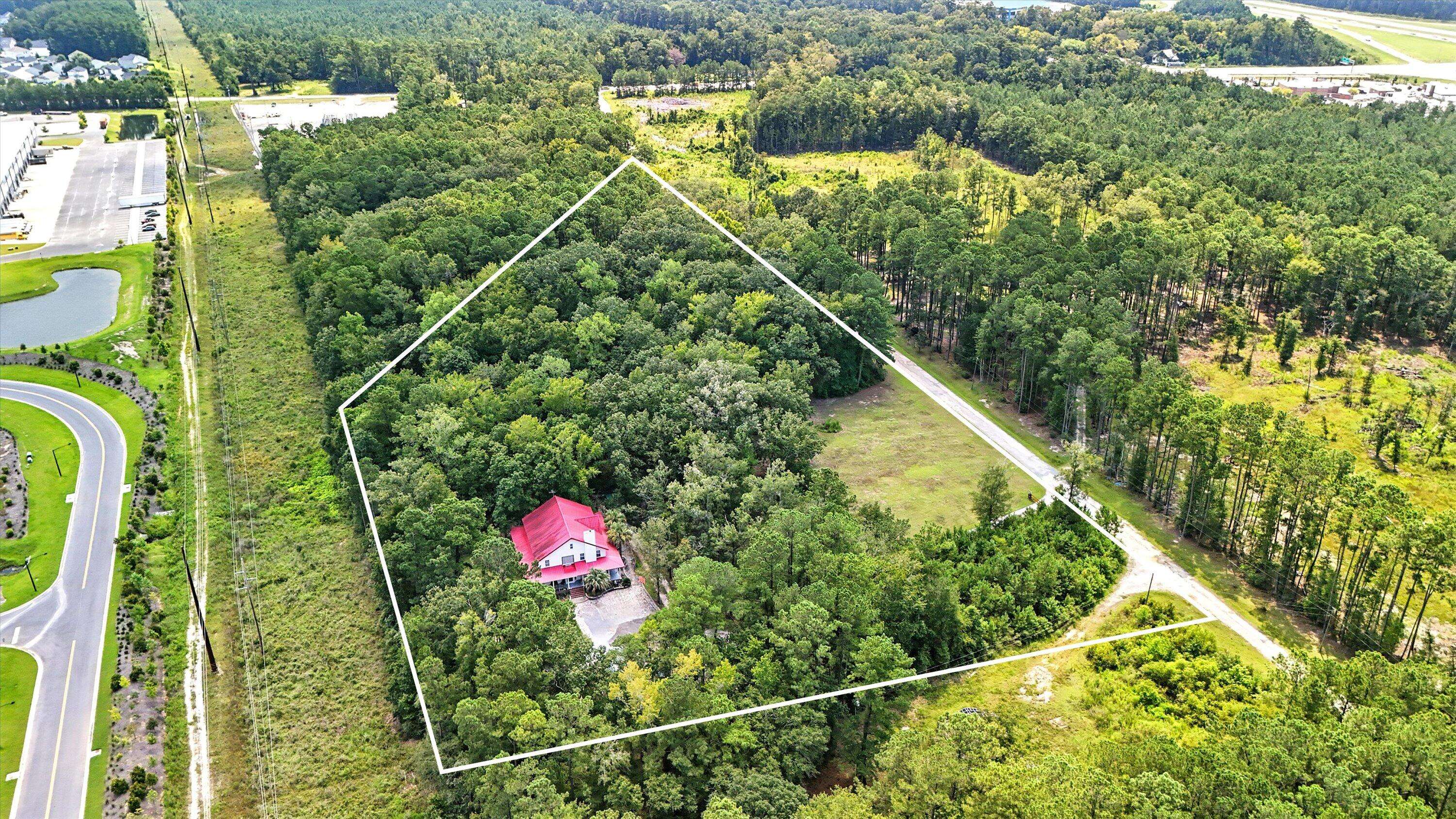 Summerville, SC 29483,966 Hardwood Ln LN