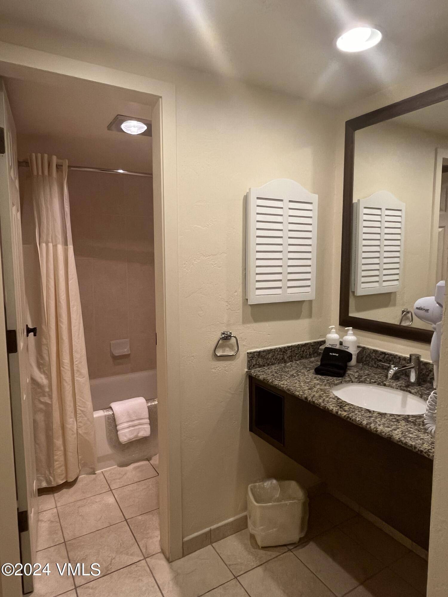 Vail, CO 81657,1020 Vail View DR 2412-48