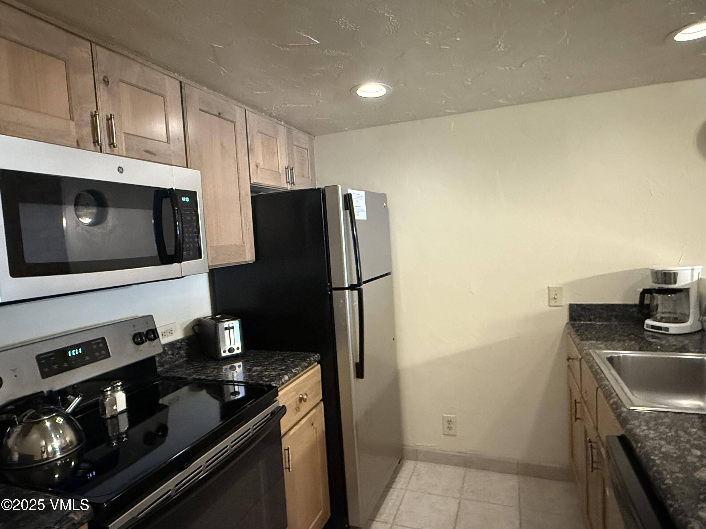 Vail, CO 81657,1020 Vail View 3303-11
